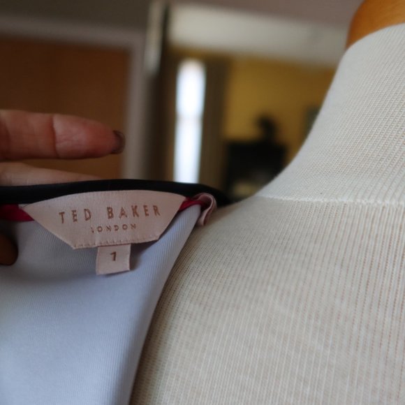 Worn once! $280 Ted Baker floral print fit n flare short sleeve dress size 1 - Picture 13 of 16